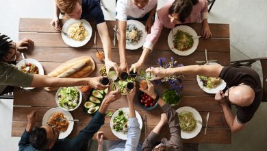 group-of-people-making-toast-3184183 group-of-people-making-toast-3184183